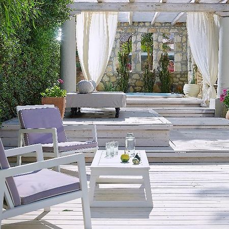 Irida Hotel Sztalída Kültér fotó